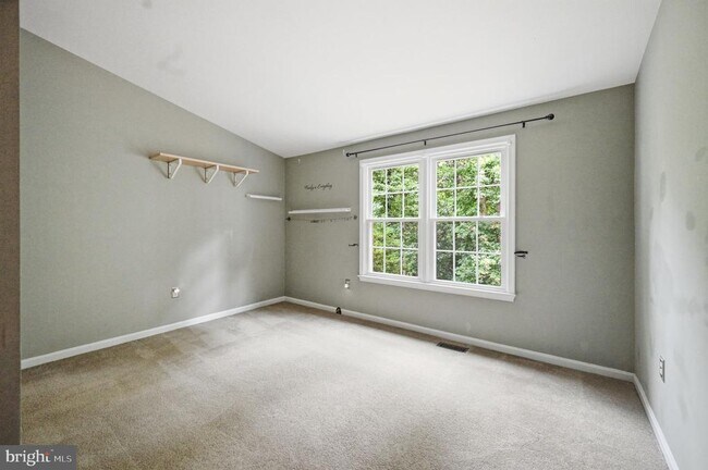 Building Photo - 10212 Winged Elm Cir