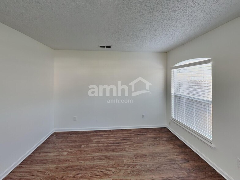 Building Photo - 10959 Darlington Oak Ct
