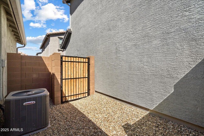 Building Photo - 25101 N 141st Ave