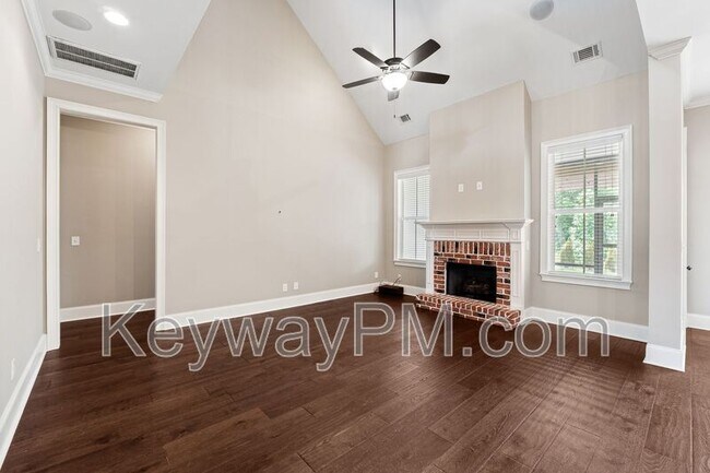 Building Photo - 507 Windermere St