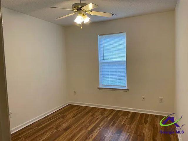 Building Photo - 112 Mallards Landing Dr