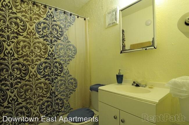 Building Photo - 1 br, 1 bath Apartment - 888 Franklin St