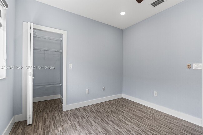 Building Photo - 16570 SW 70th St