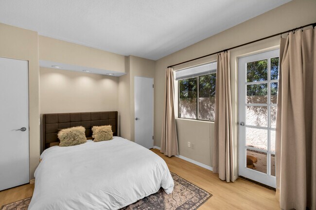 Building Photo - 45458 Rancho Palmeras Dr