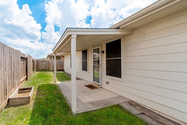 Building Photo - Charming 3-Bedroom Home in the Heart of Ho...