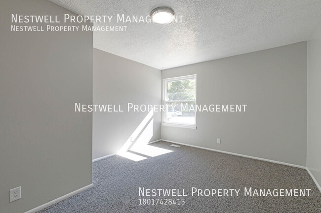 Building Photo - Beautiful 3-bed Duplex in Salt Lake City