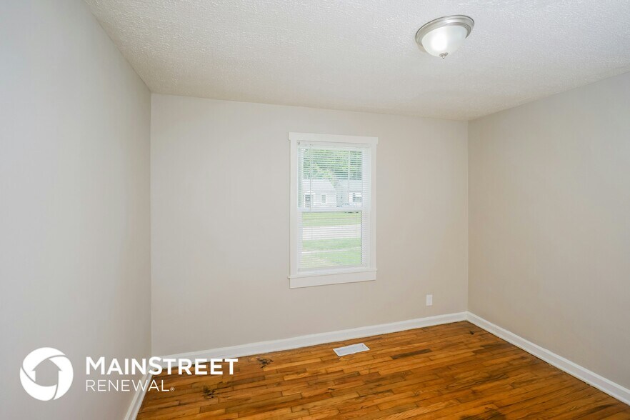 Building Photo - 3002 Penway Ave