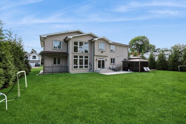 Building Photo - 105 Westervelt Pl