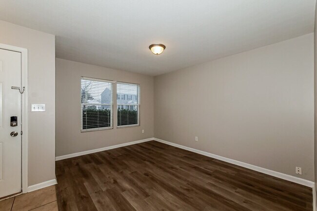 Building Photo - 8042 Grove Berry Way