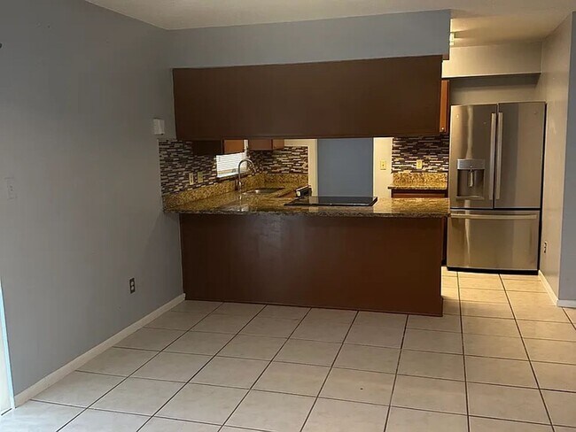 Building Photo - For Rent: Orlando, FL 3 Bed + Office | 2 B...