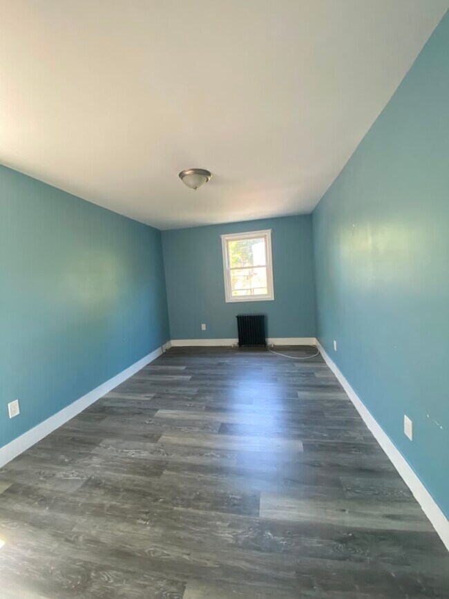 Building Photo - 222 Sommerville Pl