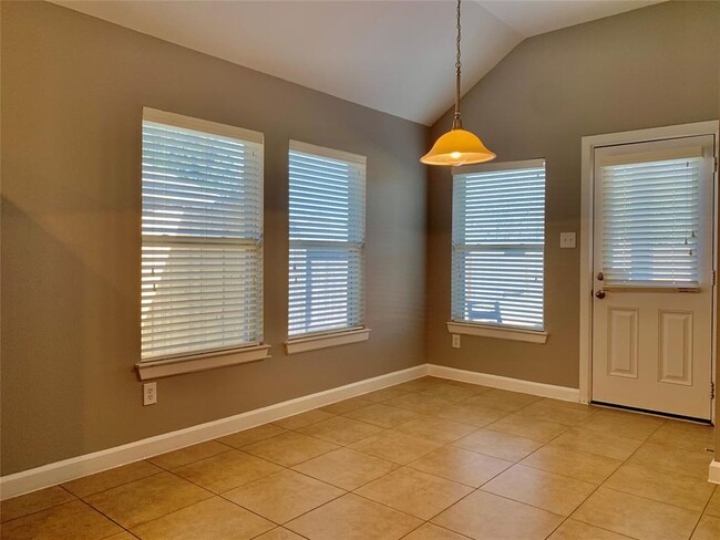Building Photo - 8302 Kerrington Glen Dr