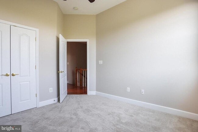 Building Photo - 13538 Waterford Hills Blvd