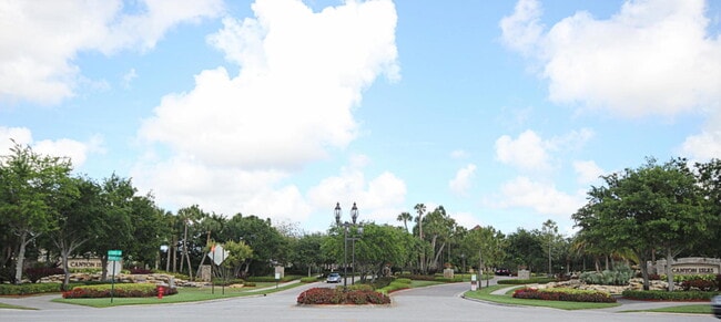 Building Photo - 11351 Majestic Acres Terrace