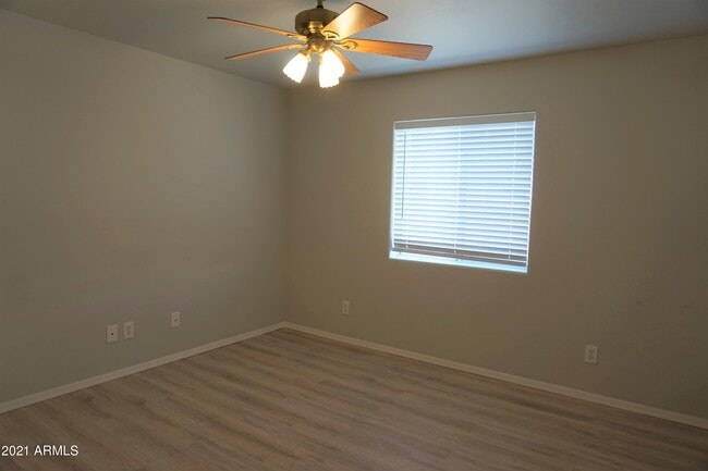 Building Photo - 1388 Skyline Ave