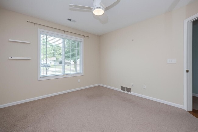 Building Photo - 901 Norman Dr