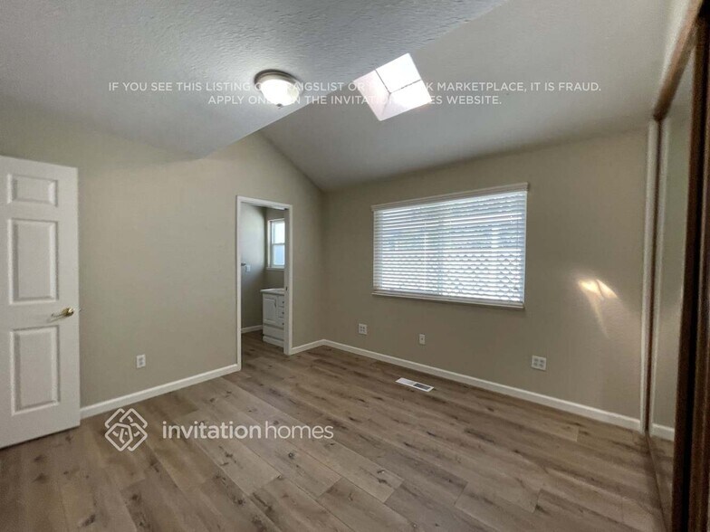 Building Photo - 3045 Waring Pl