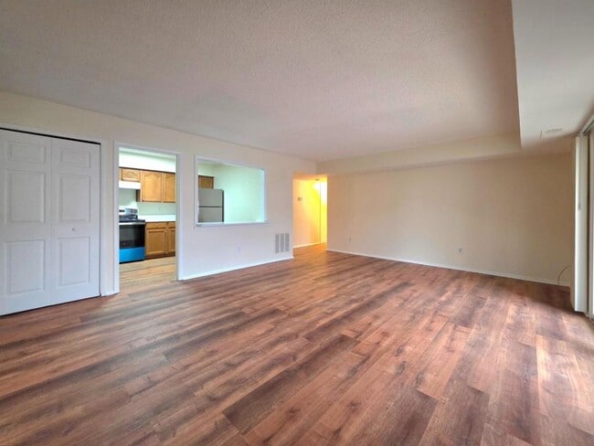 Building Photo - 3808 Laramie Pl