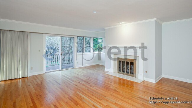 Building Photo - 16000 Greenwood Rd