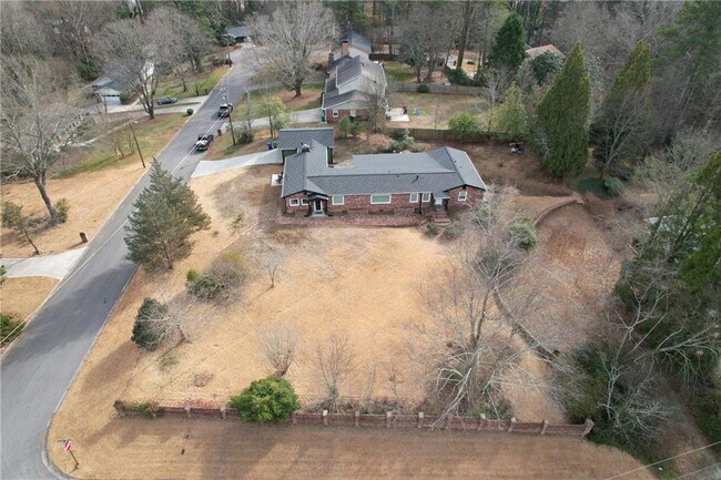 Building Photo - 5045 Chestnut Forest Ln