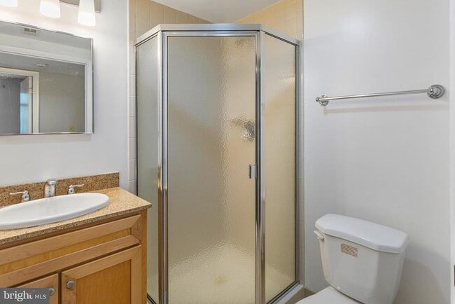 Building Photo - 1150 K St NW