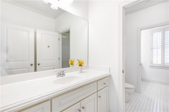 Building Photo - 2991 Sequoyah Dr NW
