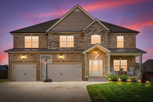 Building Photo - 230 Cotoneaster Ln