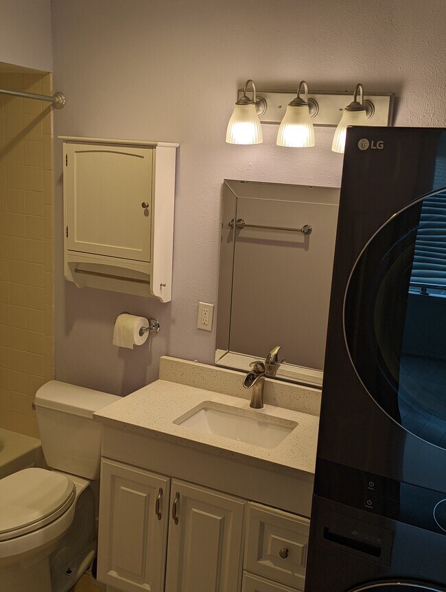 master bath - 1750 Timber Ridge Rd