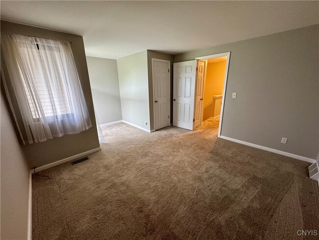 Building Photo - 8434 Bubbling Springs Dr