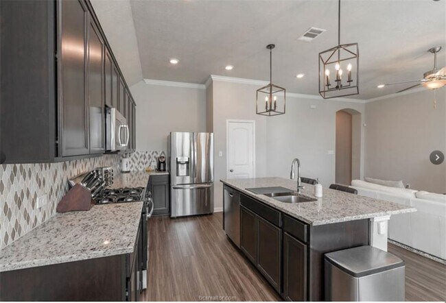 Building Photo - 5162 Maroon Creek Dr