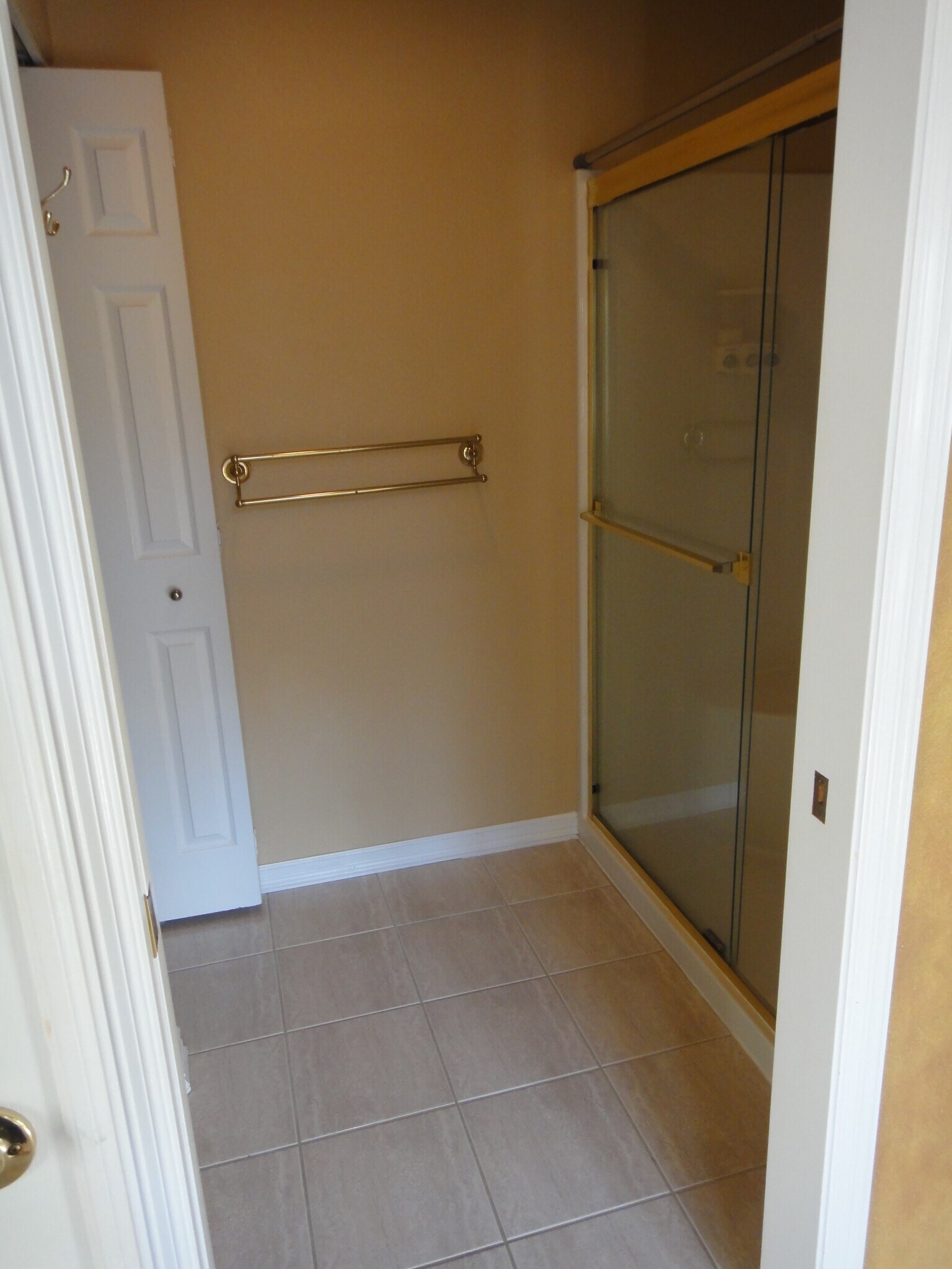 Building Photo - 17083 SW Arbutus Dr