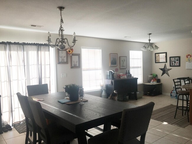 Building Photo - 616 Fountain Brook Ln