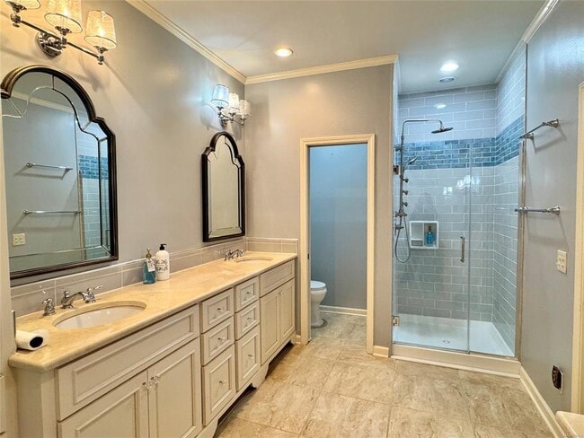 Building Photo - 2630 Aimee Dr