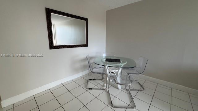 Building Photo - 2821 N Miami Beach Blvd