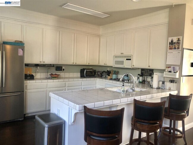 Building Photo - 1154 Mulberry Pl