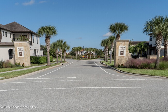 Building Photo - 2453 Rodina Dr