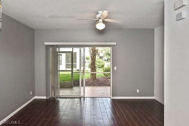 Building Photo - 10100 Poppy Hill Dr
