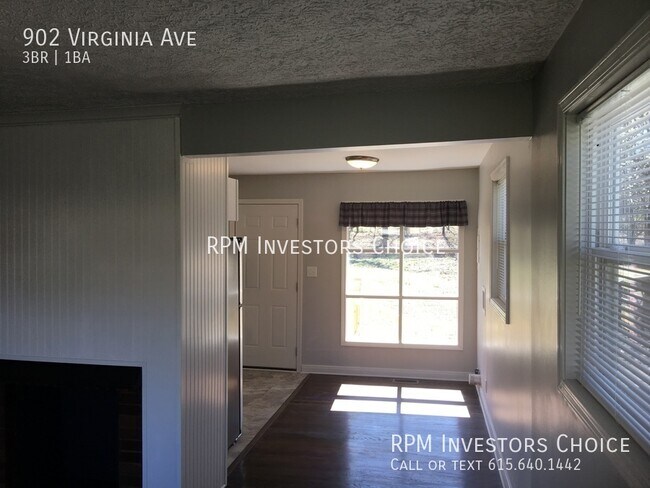 Building Photo - 902 Virginia Ave