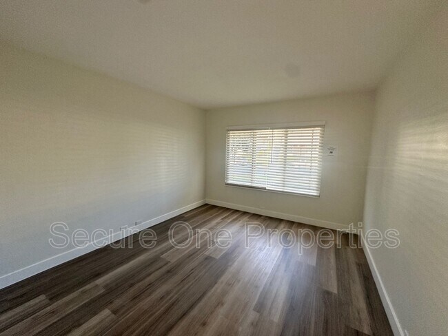 Building Photo - 2738 W Appalachian Ct