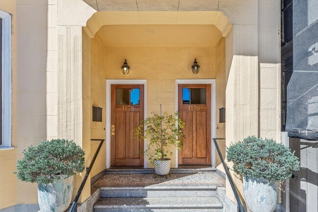 Building Photo - 1178 Broadway