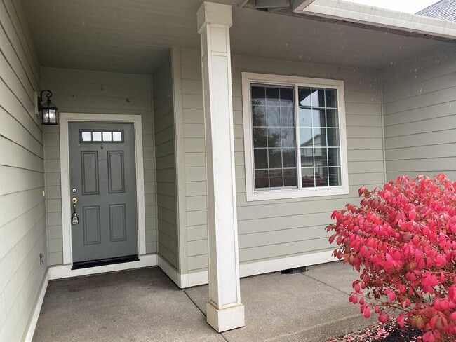 Building Photo - 1102 Breckenridge Dr