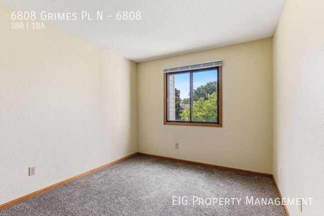 Building Photo - 6808 Grimes Pl N