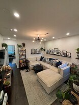 Building Photo - 623 Fitzwater St