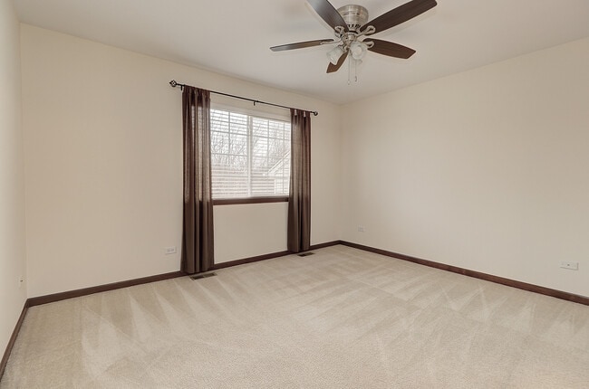 Building Photo - 23055 Ironwood Dr