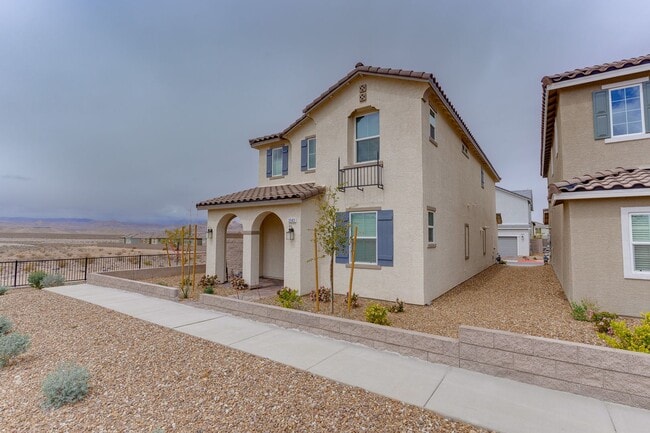 Building Photo - SPACIOUS 4BEDROOM 3BATH HOME IN INSPIRADA