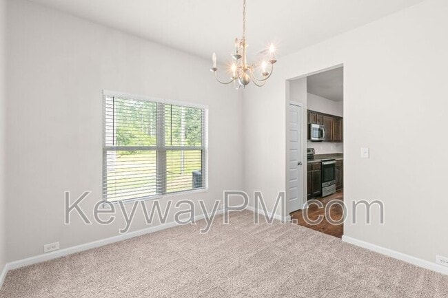 Building Photo - 3013 Spring Creek Dr