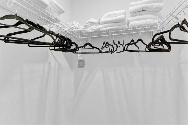 Building Photo - 5685 Palmer Cir