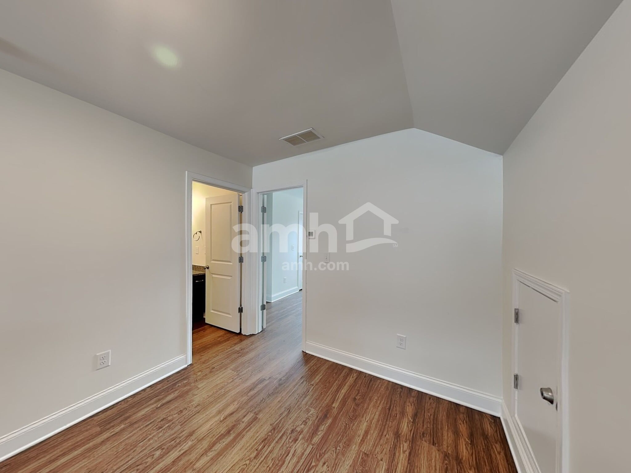 Building Photo - 2452 Napa Valley Dr