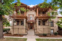 Building Photo - 2316 E 12th Ave