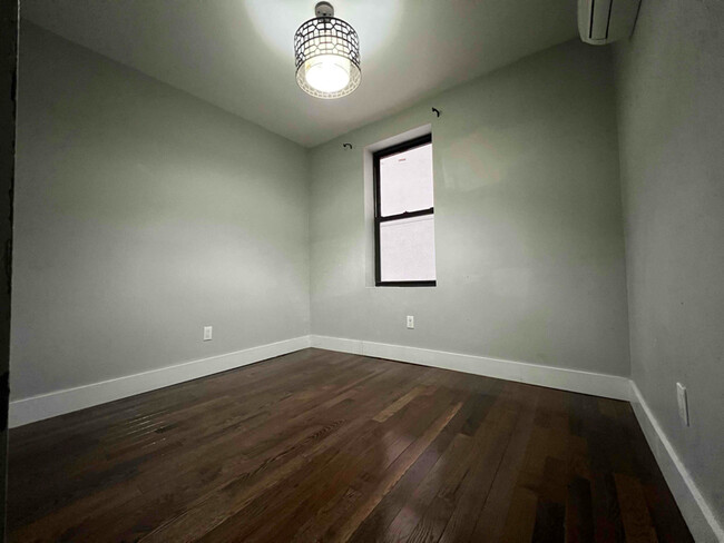 Building Photo - 2714 Avenue D